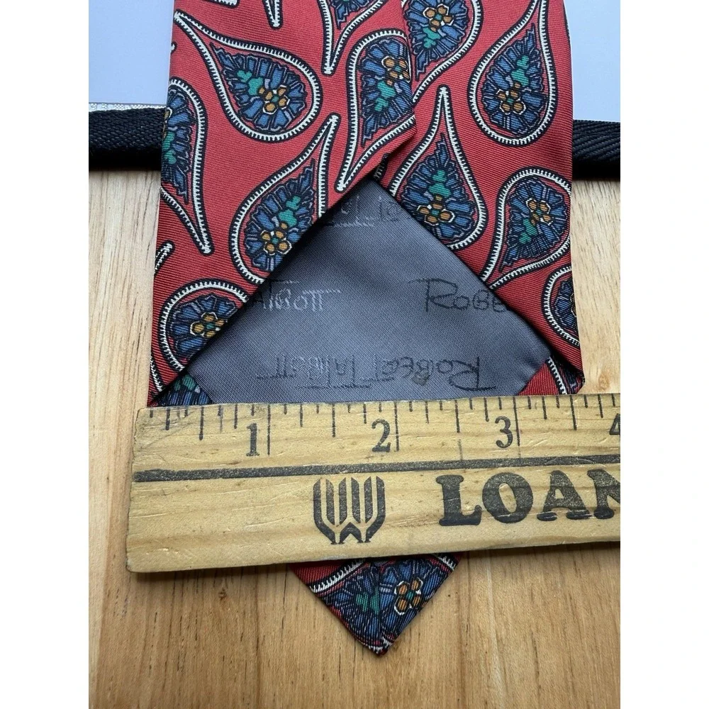Robert Talbott Carmel Valley Silk Tie Red Paisley Handmade USA Classic 59.5x3.5